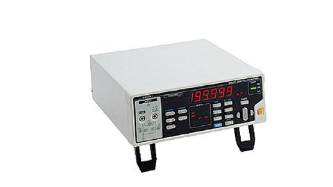 So sánh kỹ thuật giữa Máy đo điện đa năng Hioki 3237-01 và Đồng hồ vạn năng số KYORITSU 1009